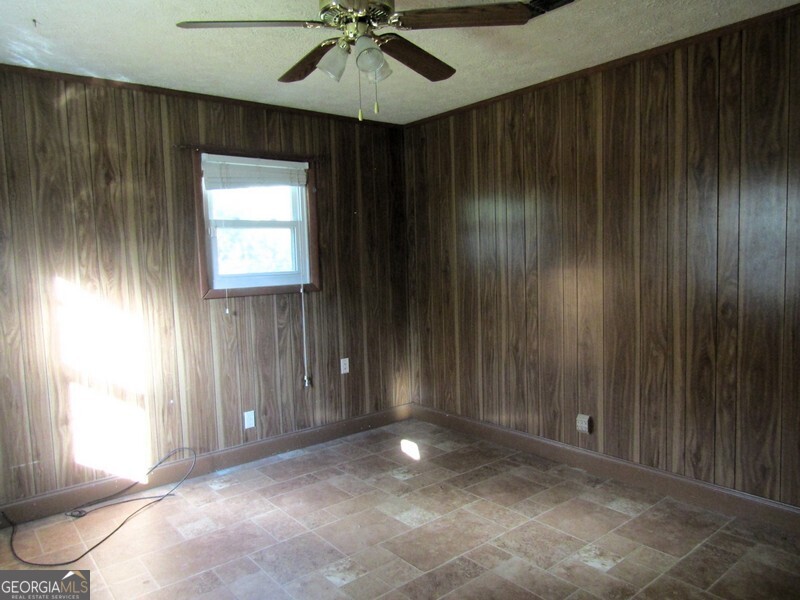 11 Grant Lane Property Photo 19