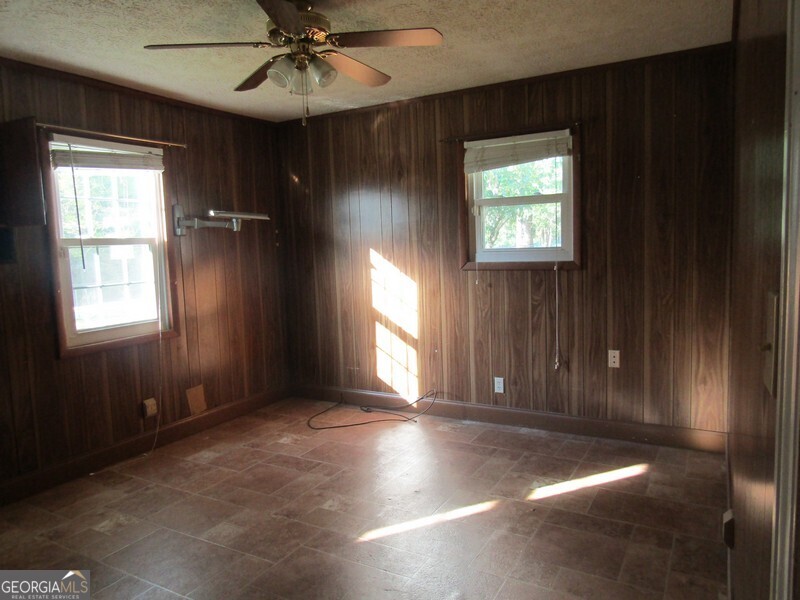11 Grant Lane Property Photo 21