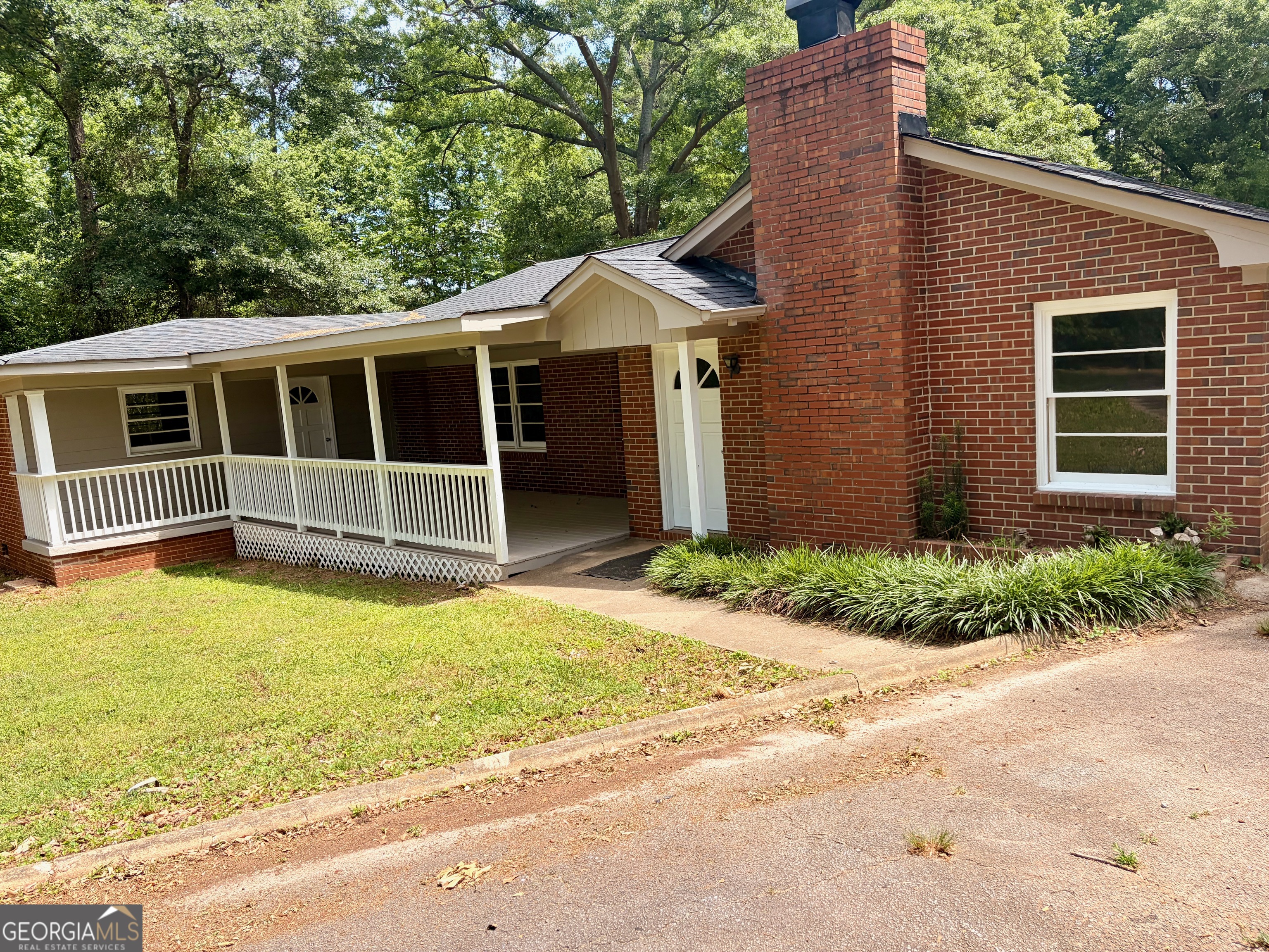 210 Orchard Drive Property Photo 2