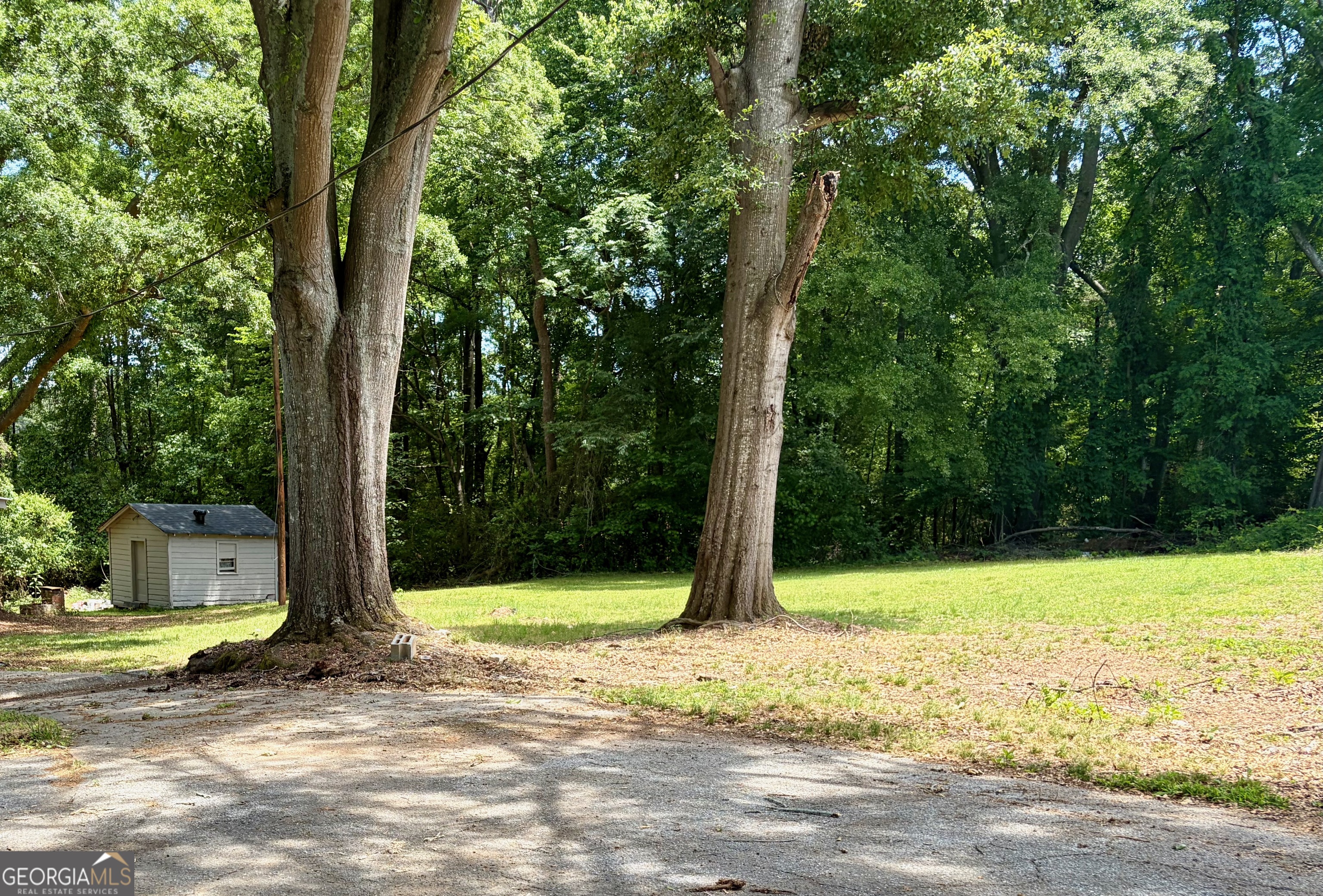 210 Orchard Drive Property Photo 4