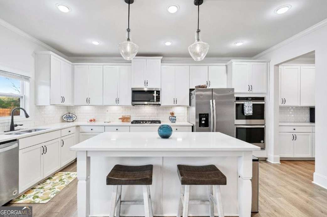 7545 Rambling Vale Property Photo 8
