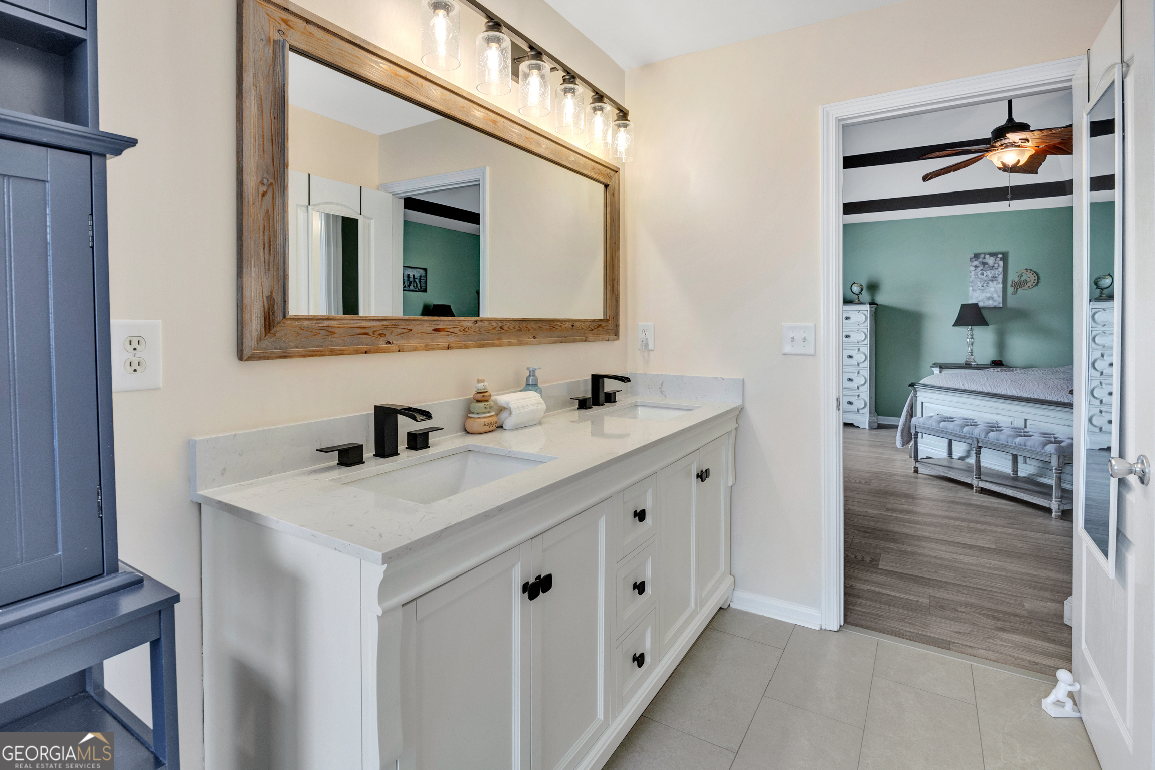 15 Kevin Court Property Photo 10