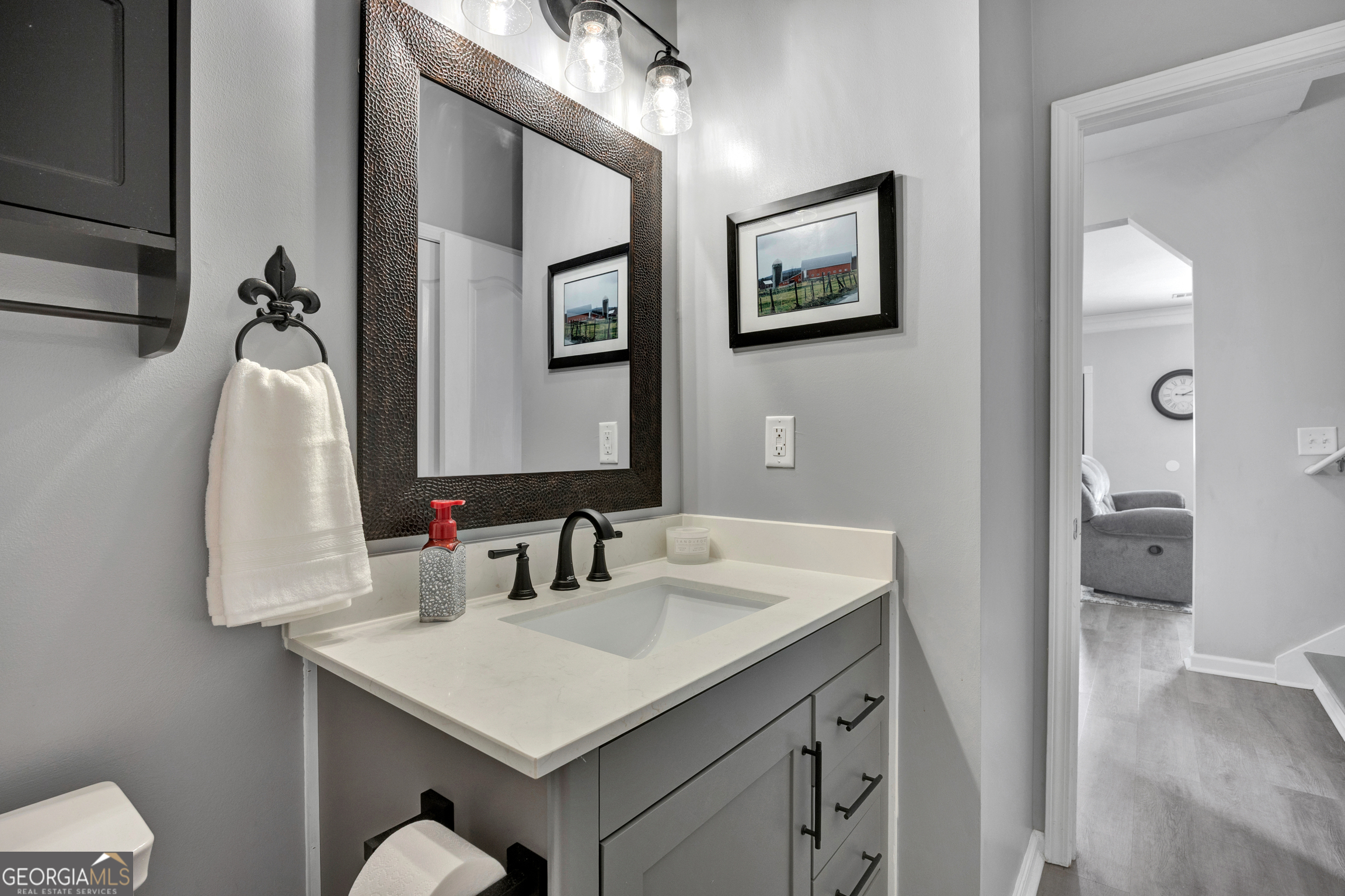 15 Kevin Court Property Photo 18
