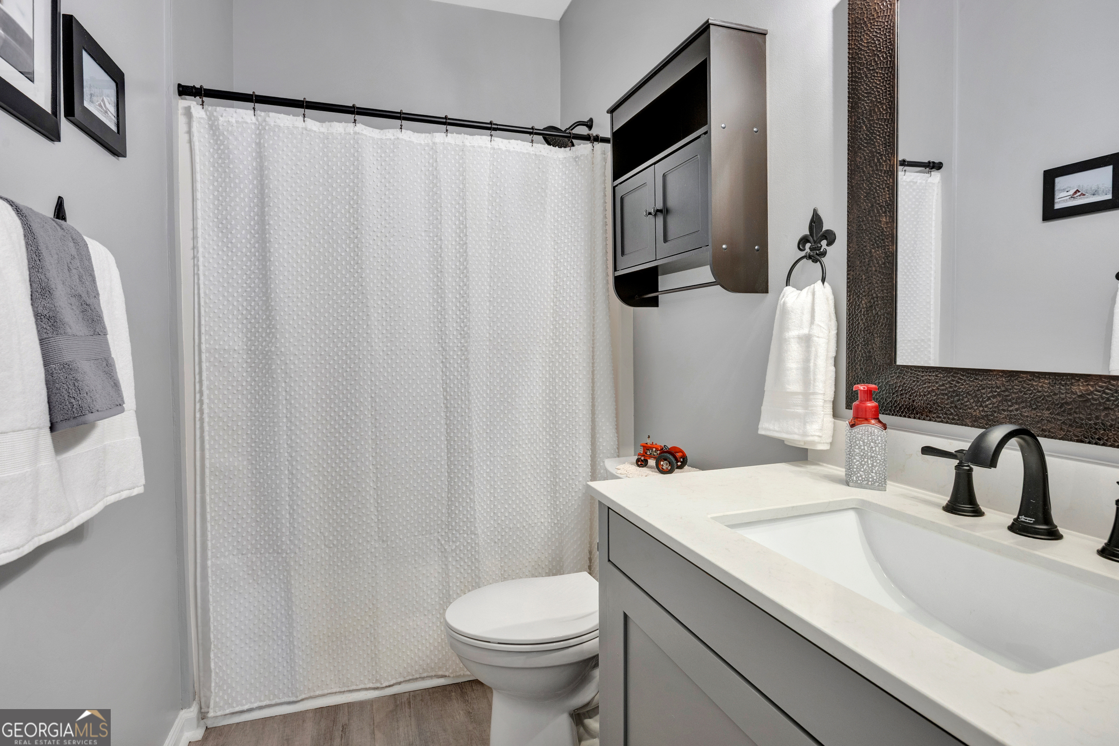 15 Kevin Court Property Photo 19