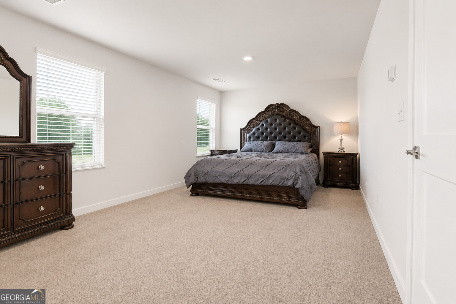 1129 Bluecoat Circle Property Photo 8