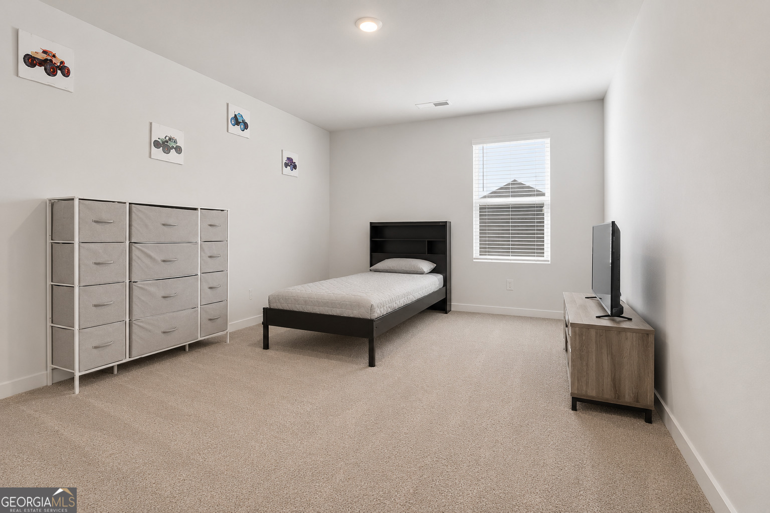 1129 Bluecoat Circle Property Photo 9