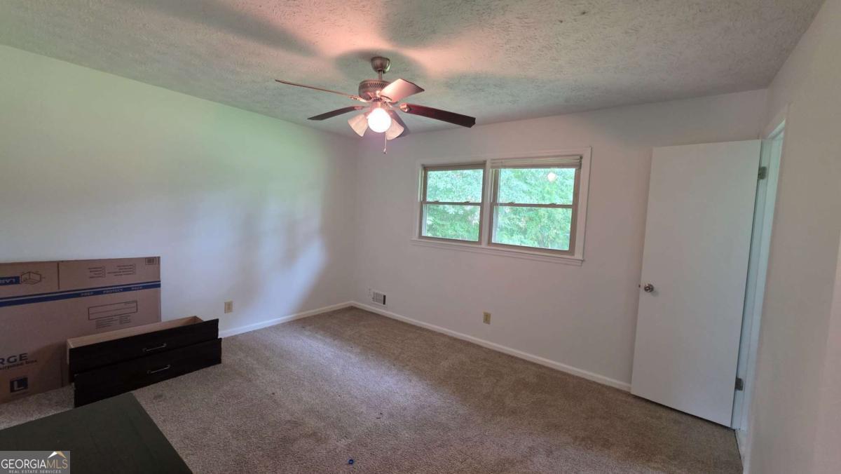 5201 Vivid Drive Property Photo 18