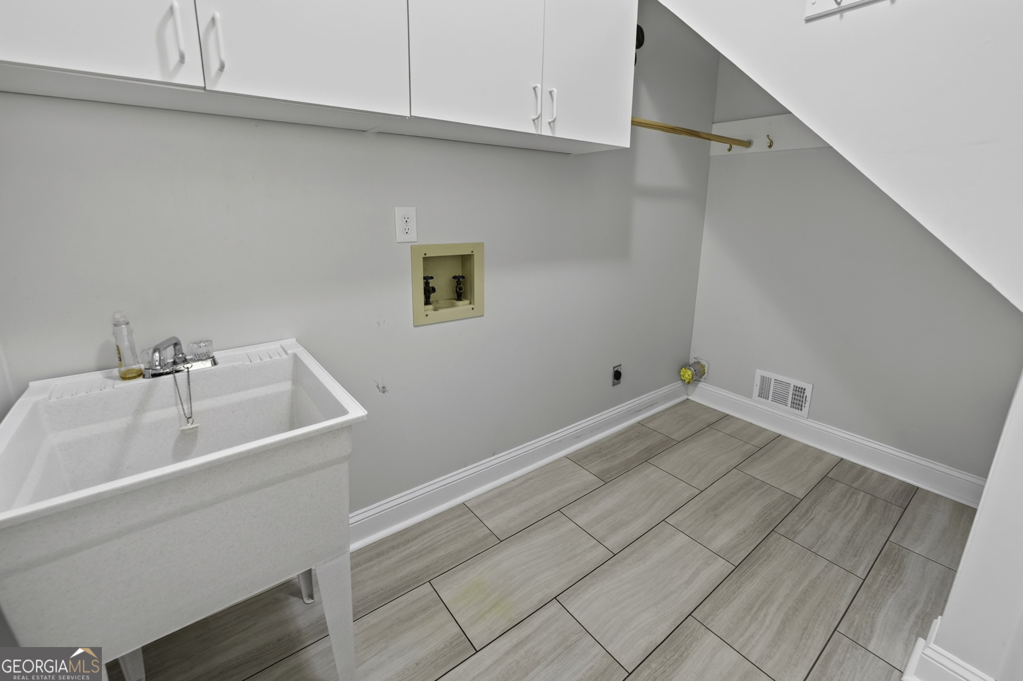 1274 Millennial Property Photo 32