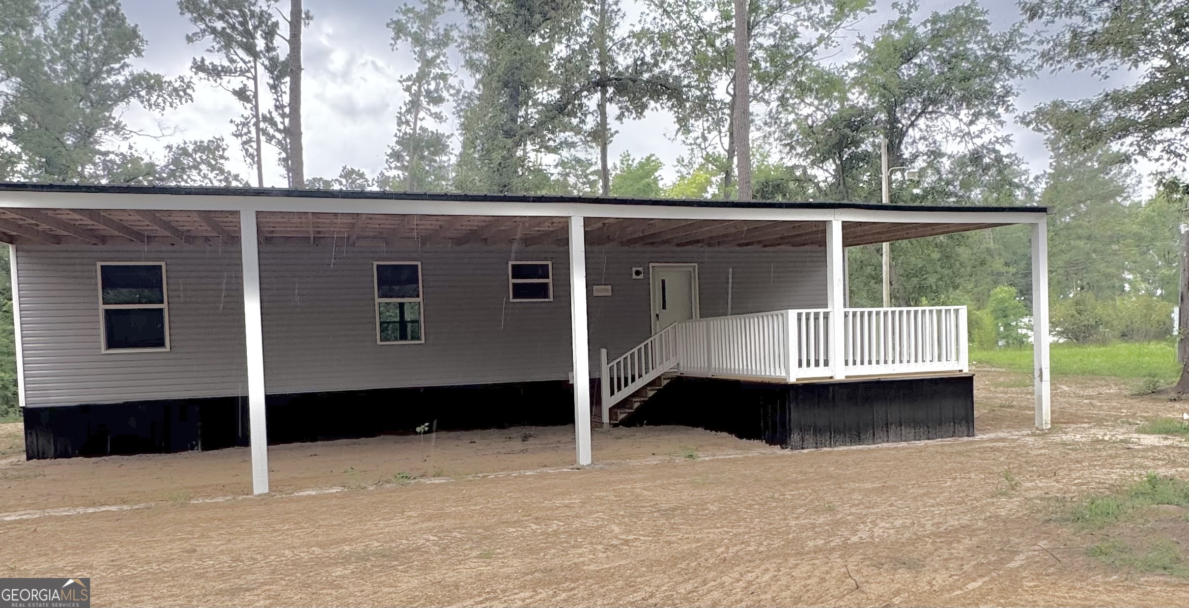 231 Miles Road Property Photo 6