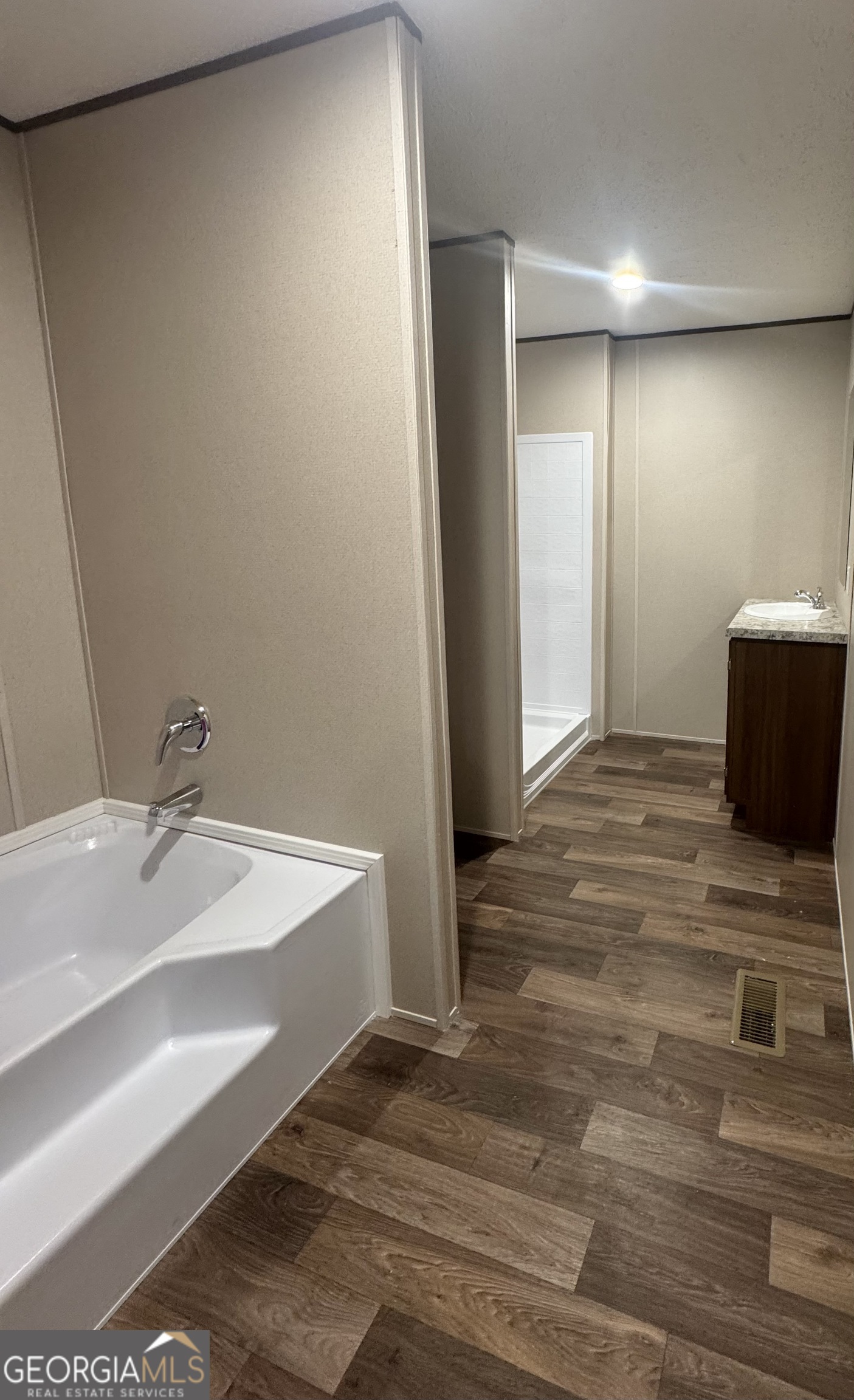 231 Miles Road Property Photo 12