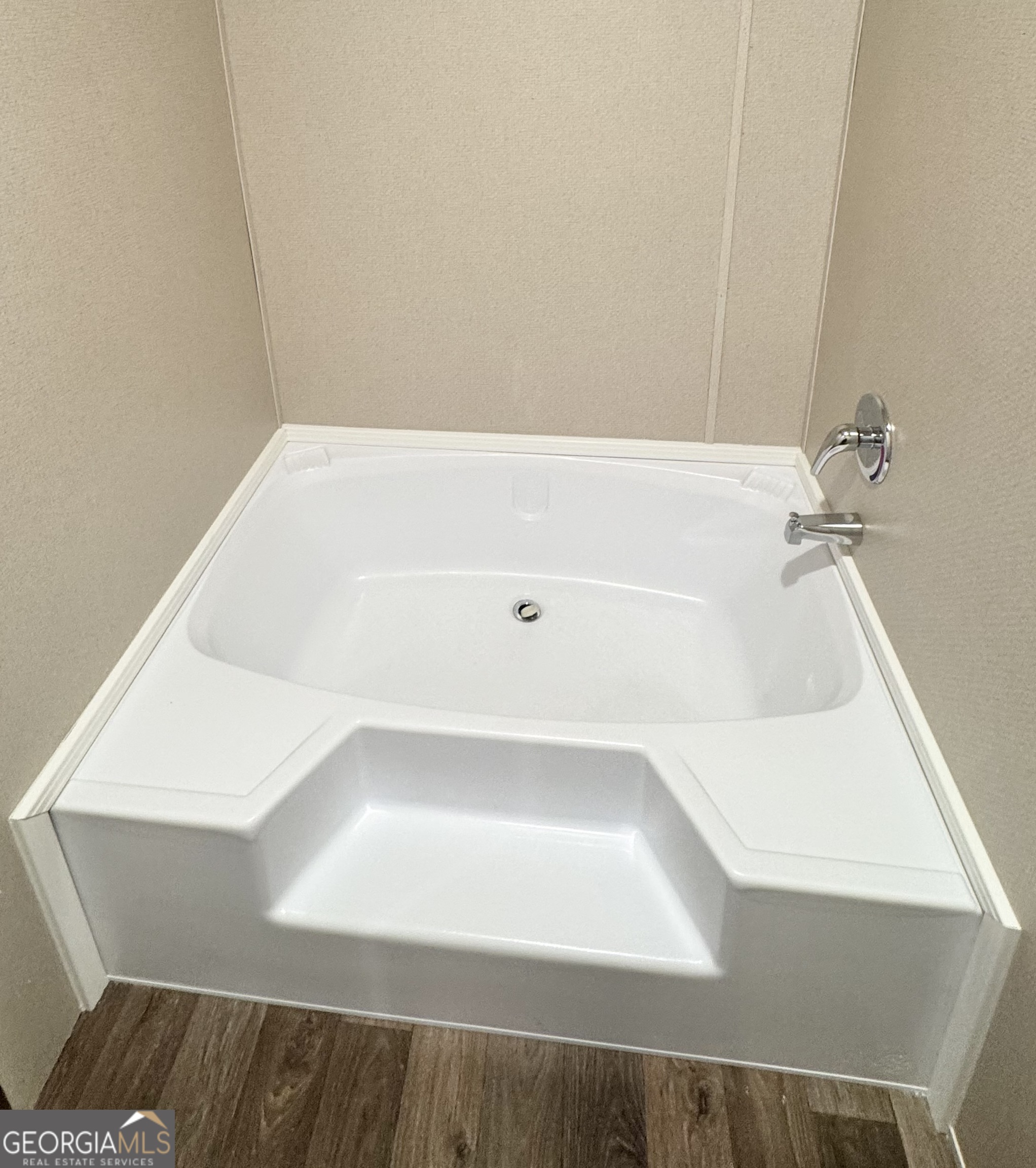 231 Miles Road Property Photo 14