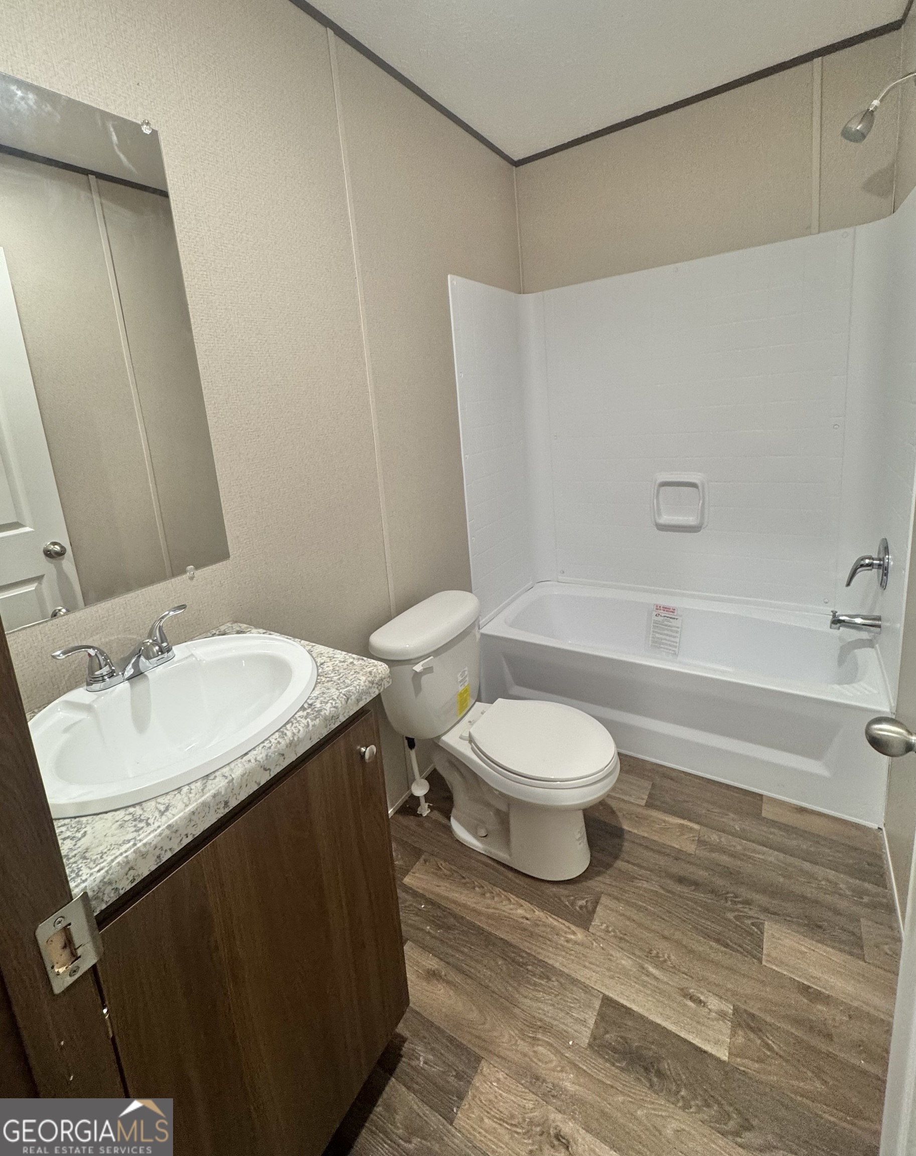 231 Miles Road Property Photo 15