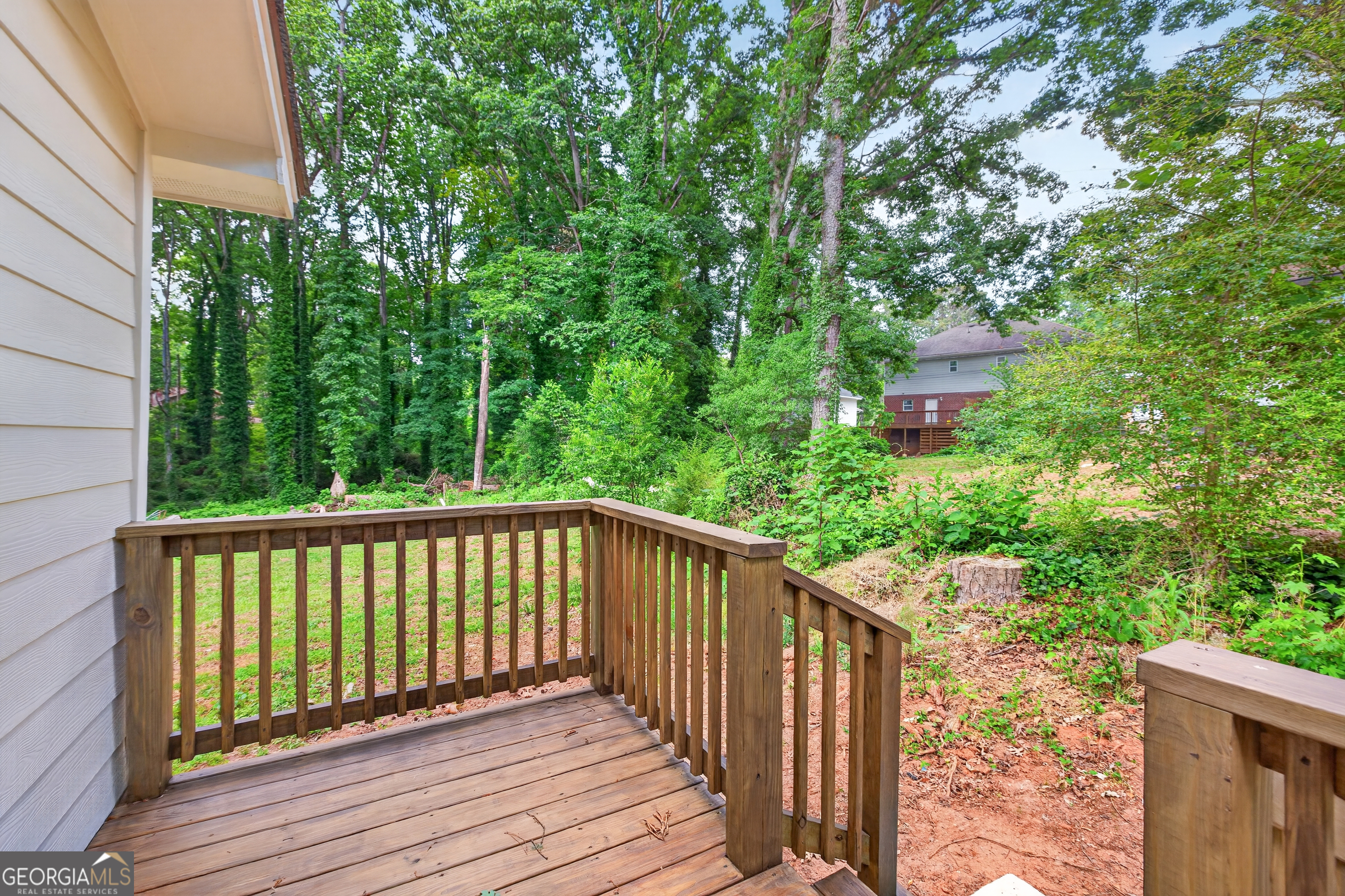 136 Nowell Street Property Photo 4