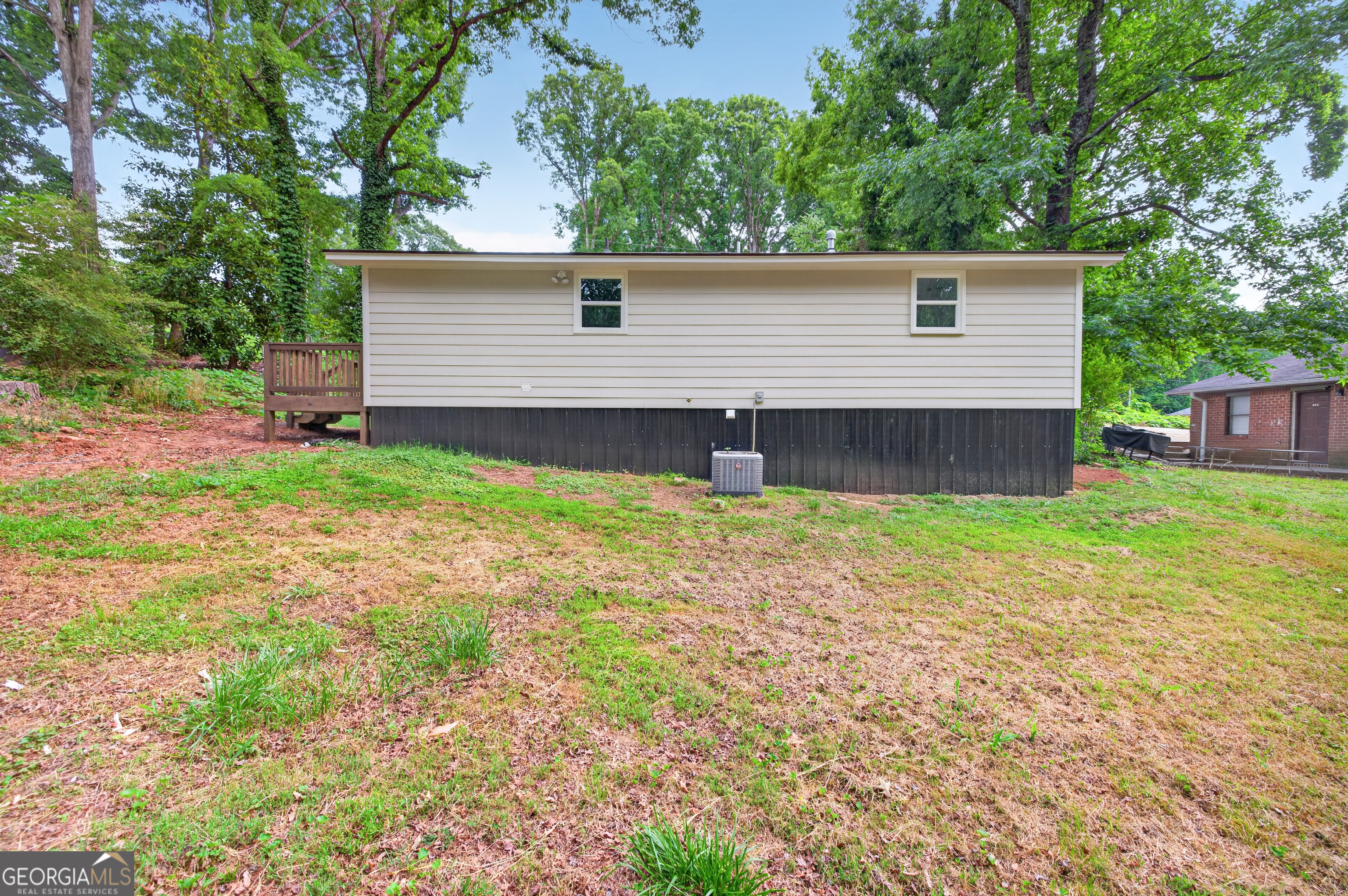 136 Nowell Street Property Photo 6