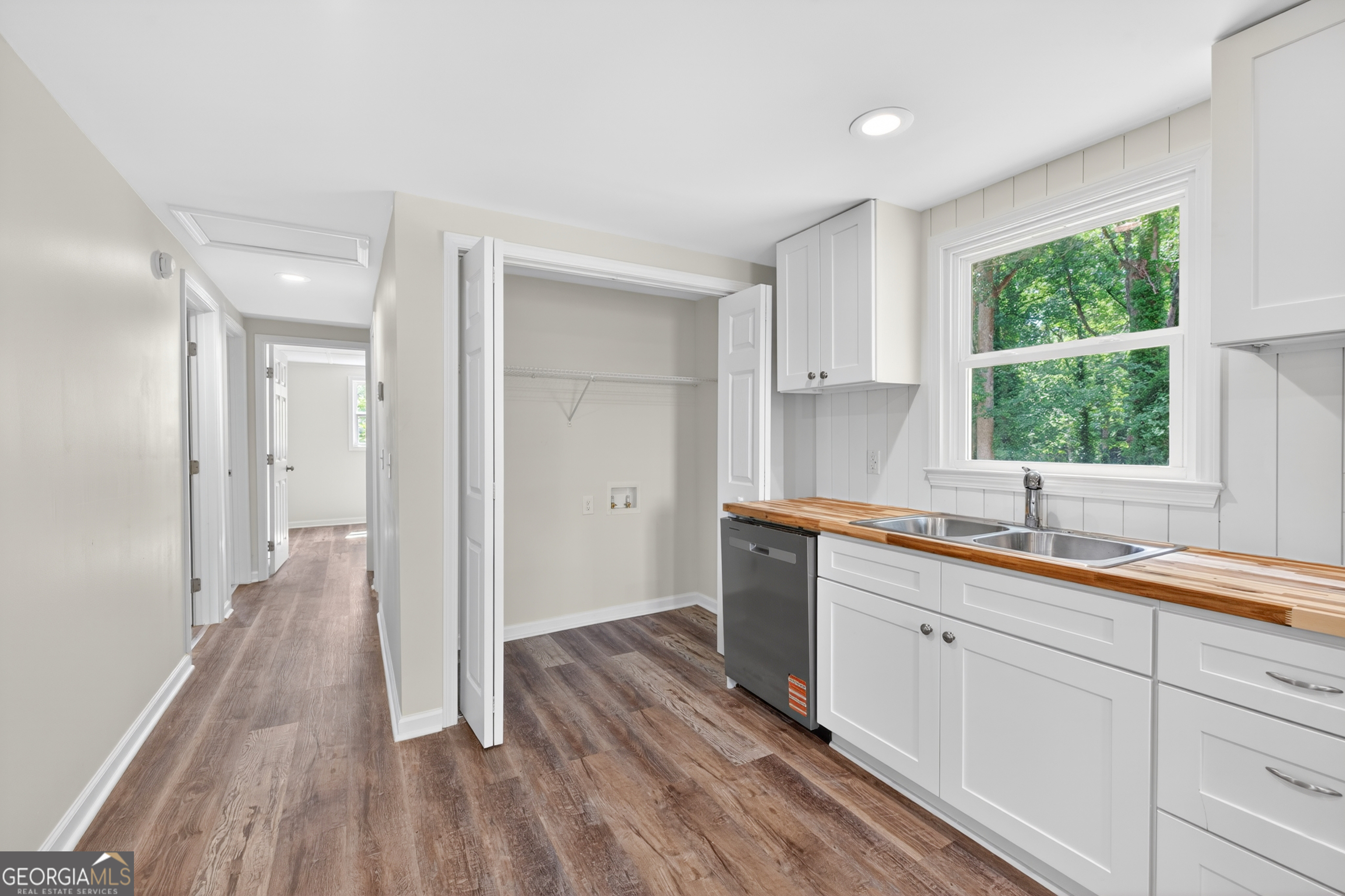 136 Nowell Street Property Photo 16