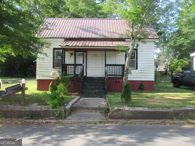 184 Poplar Street Property Photo 1