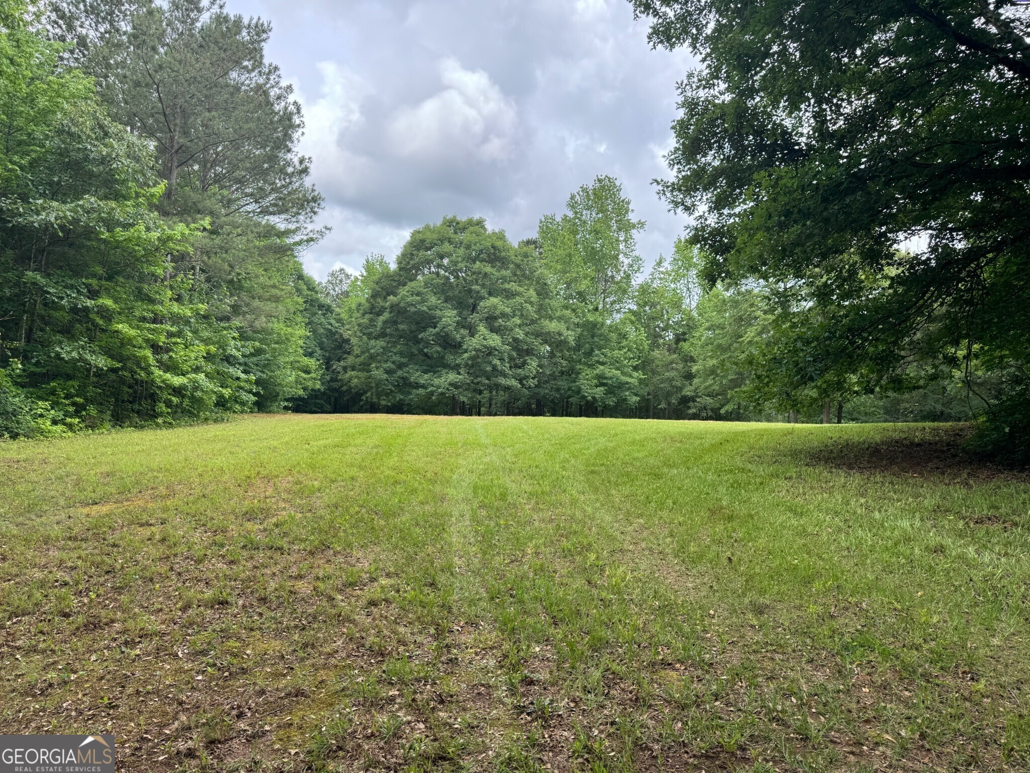 646 Lakeside Road Property Photo 5