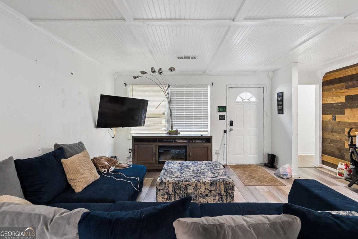 1822 Slate Road Property Photo 7