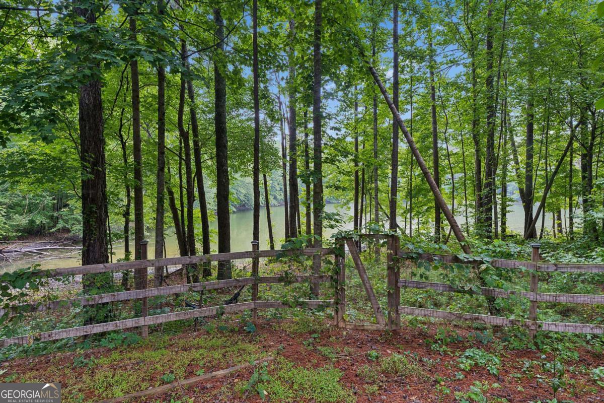 1822 Slate Road Property Photo 22