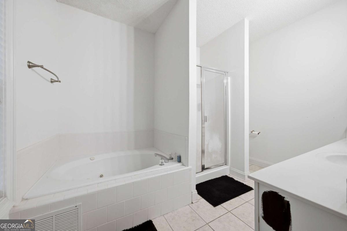 359 Cannongate Road Property Photo 19