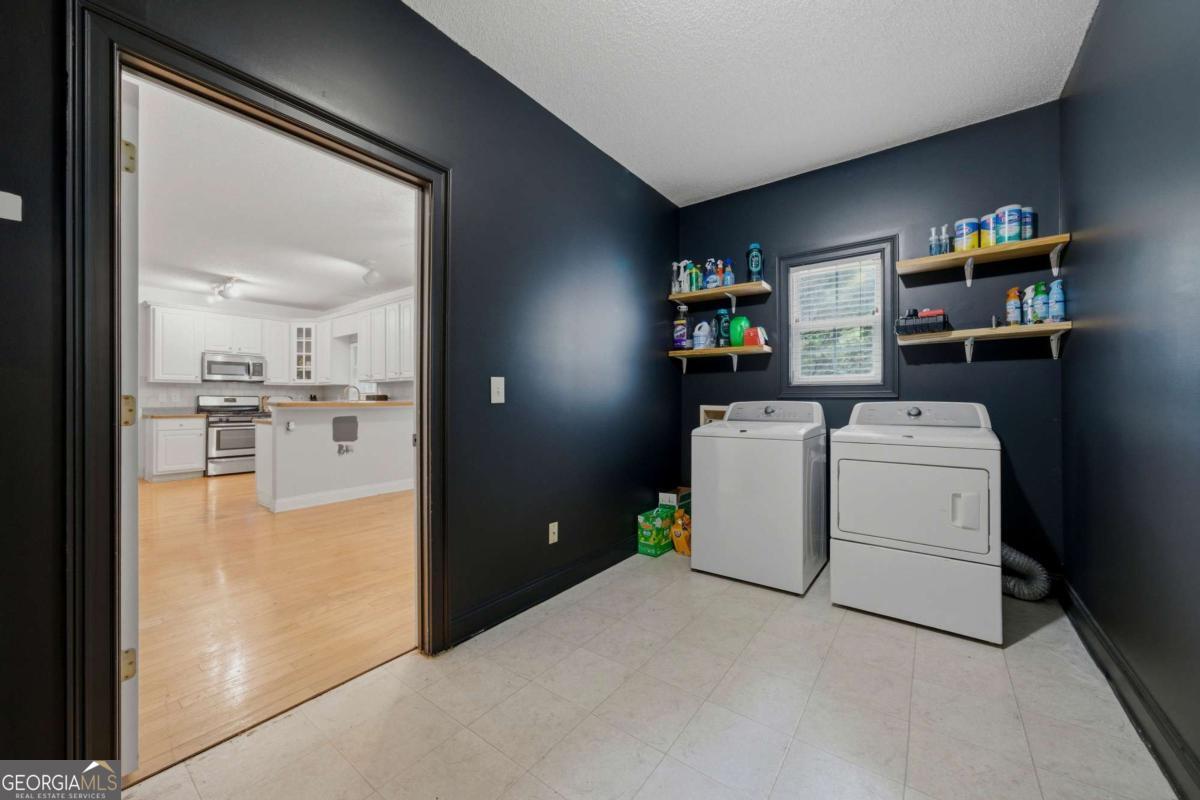 359 Cannongate Road Property Photo 24