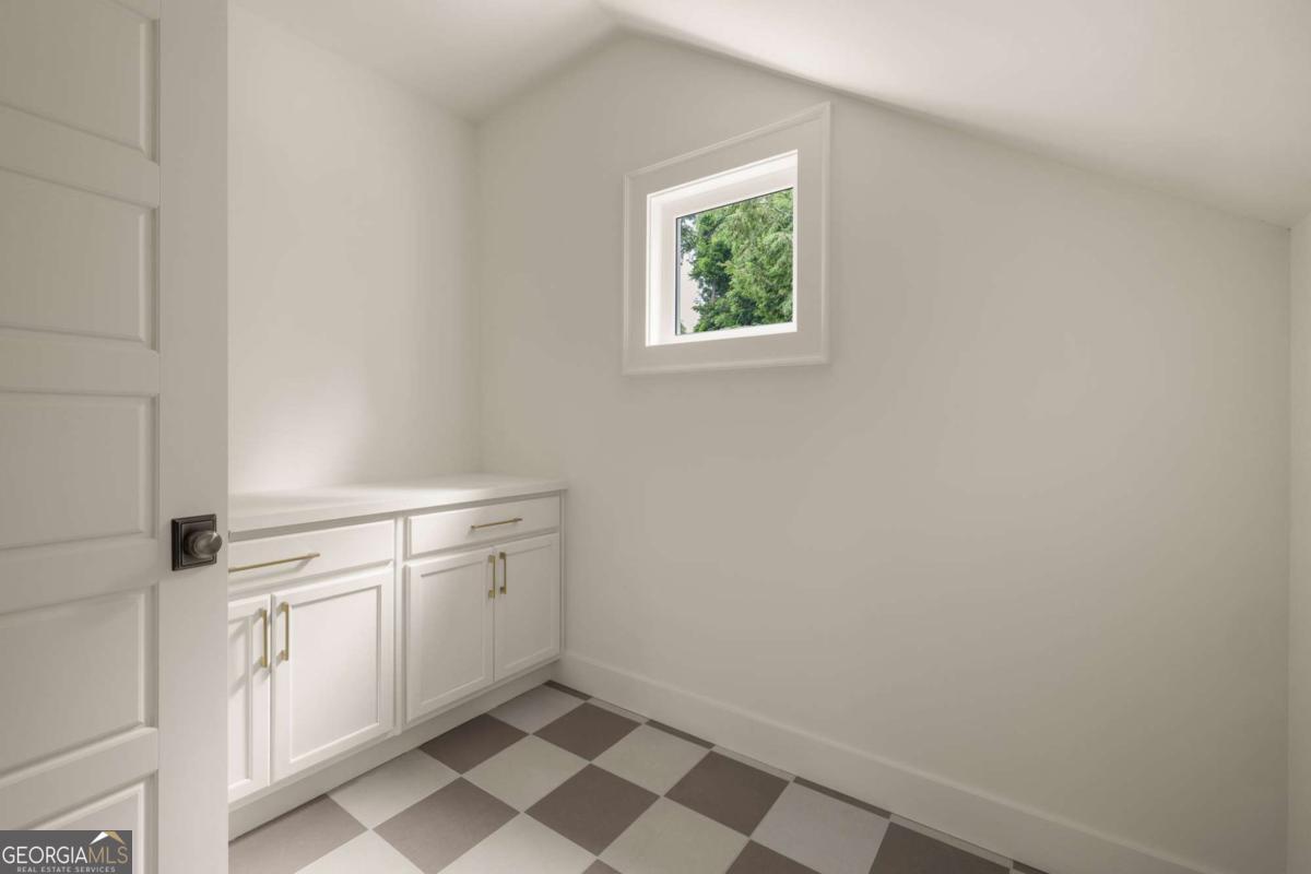 1583 Mclendon Avenue Ne Property Photo 31
