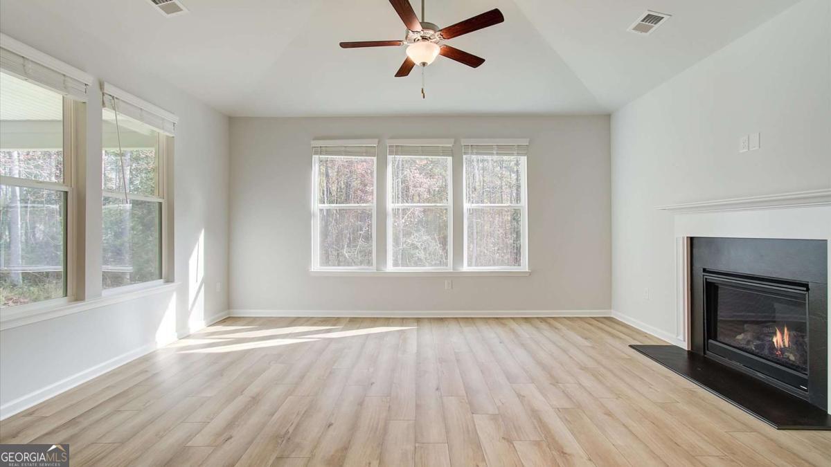 620 Continental Drive # 40 Property Photo 18