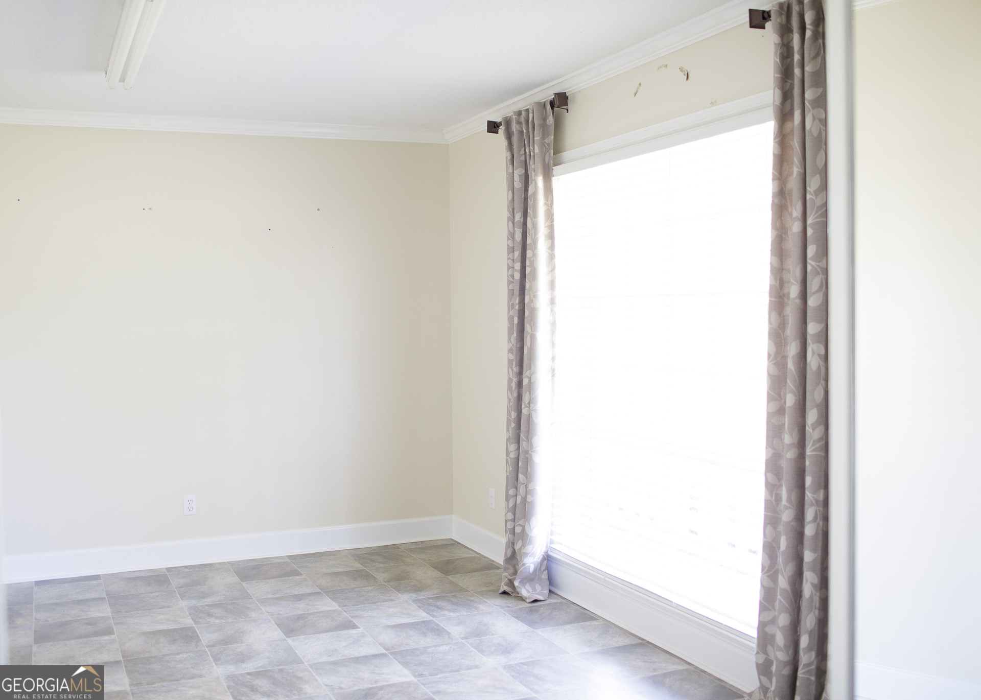 2110 Ware Street Property Photo 20