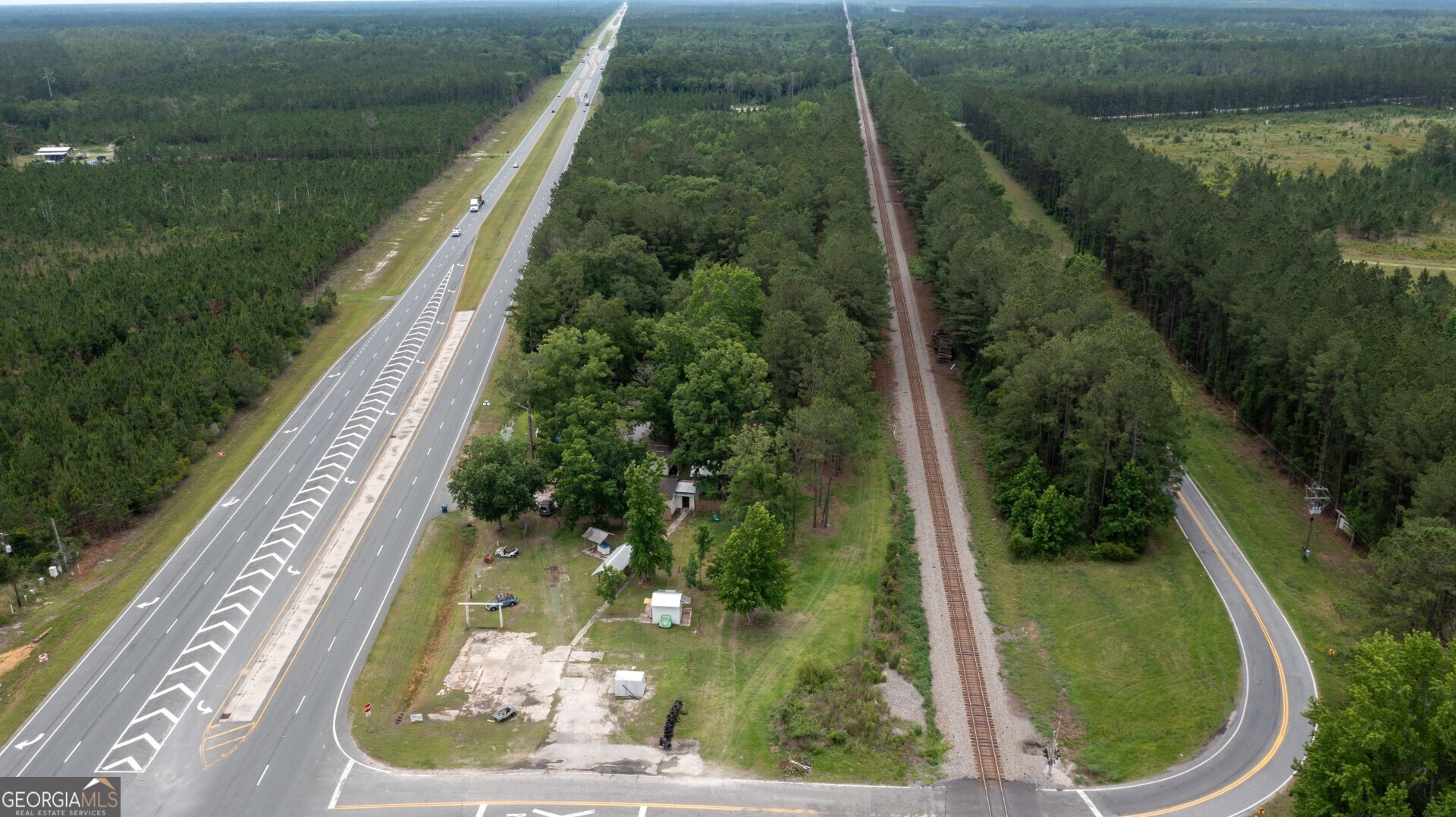 5507 Highway 1 Highway Property Photo 1