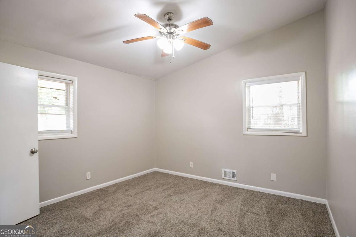 2460 Tyler Way Property Photo 13