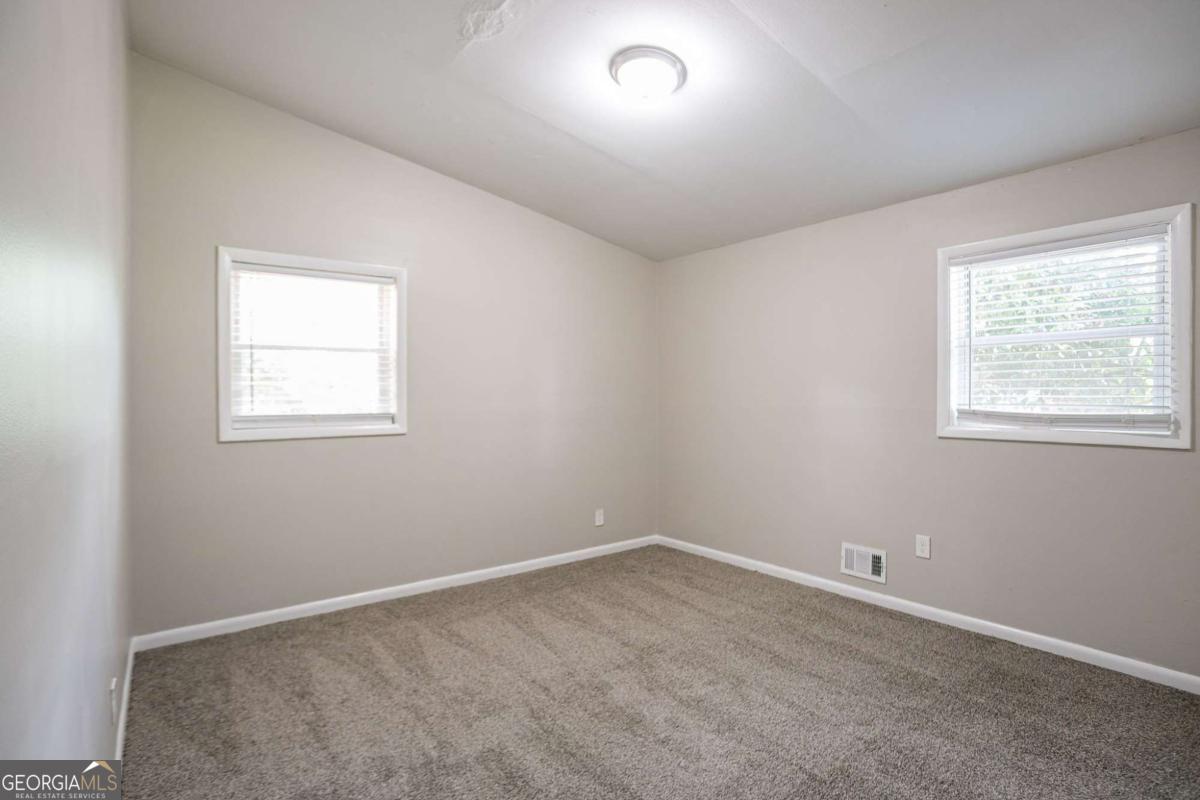 2460 Tyler Way Property Photo 16