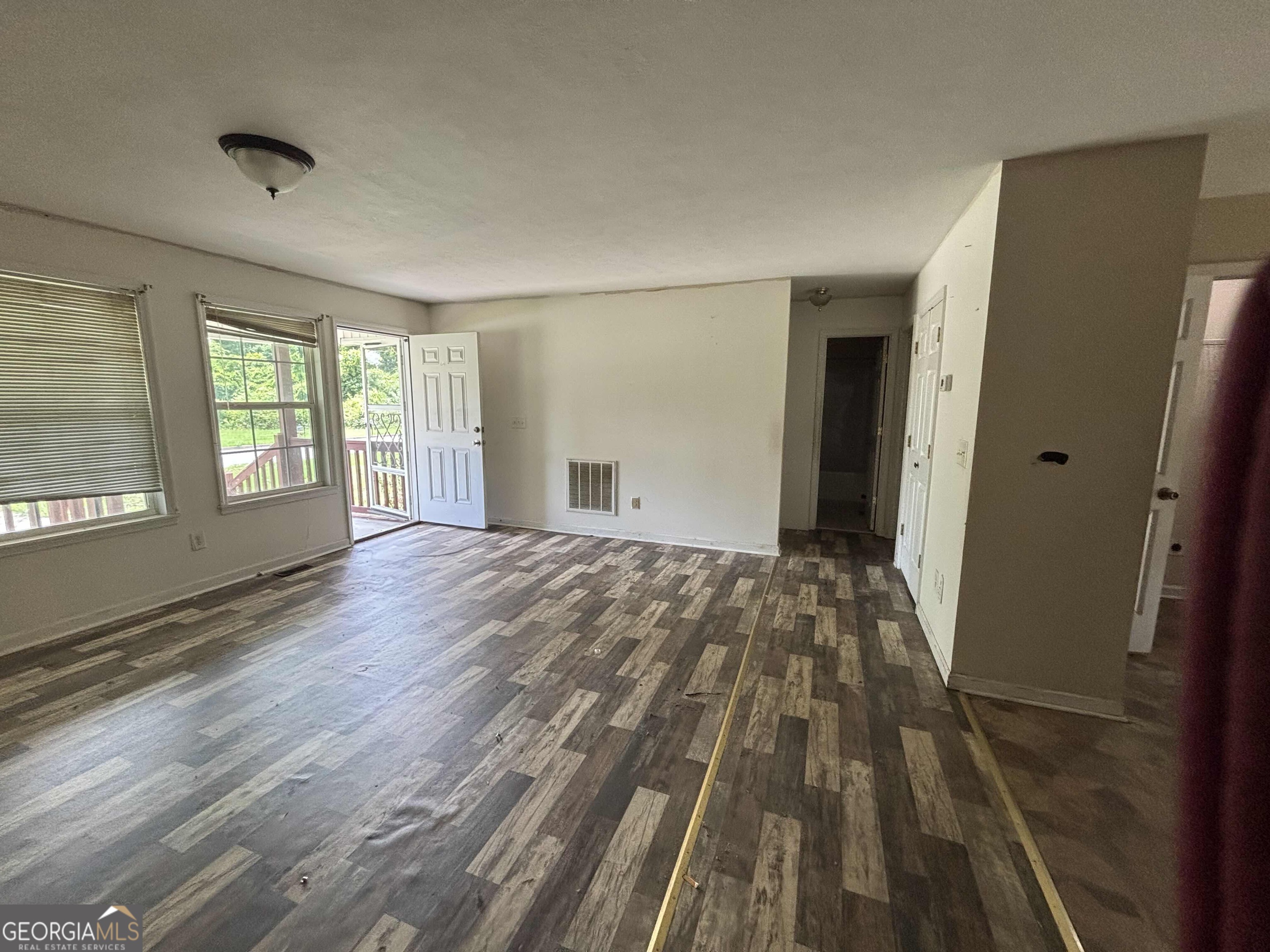 431 2nd Street Property Photo 9