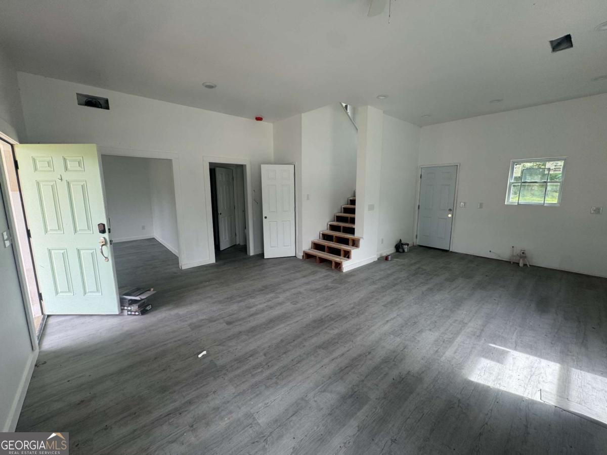 6895 Magnolia Street Property Photo 2