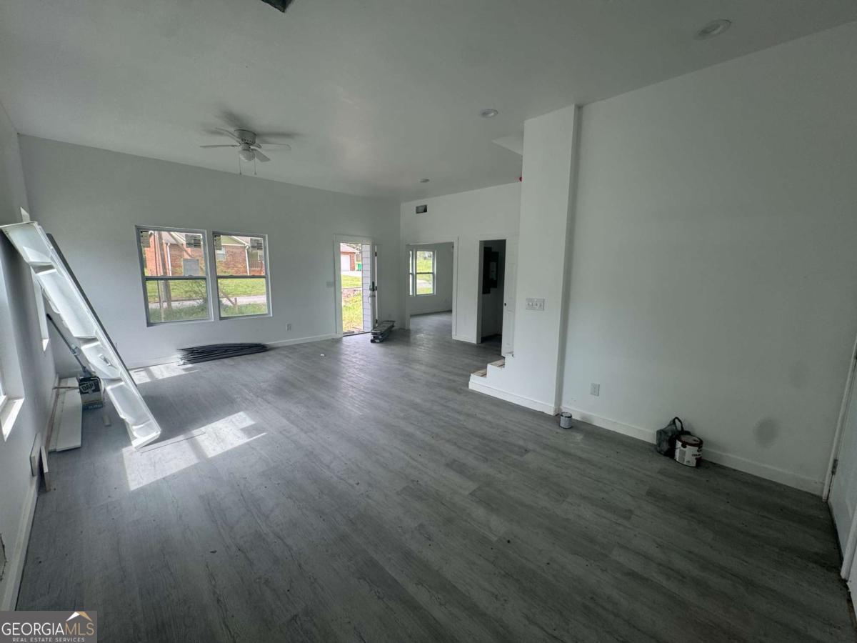 6895 Magnolia Street Property Photo 3