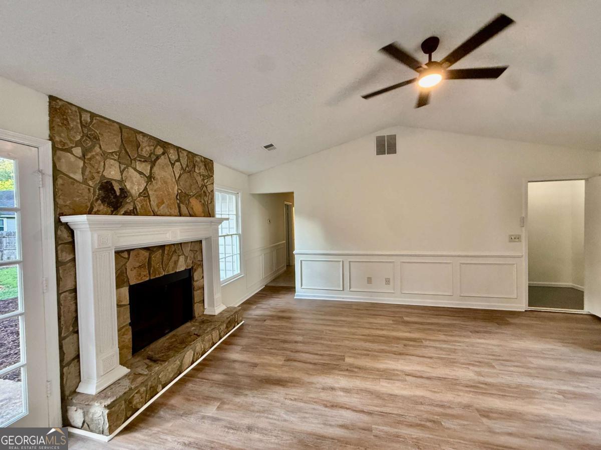 2060 Darrel Lane Property Photo 10