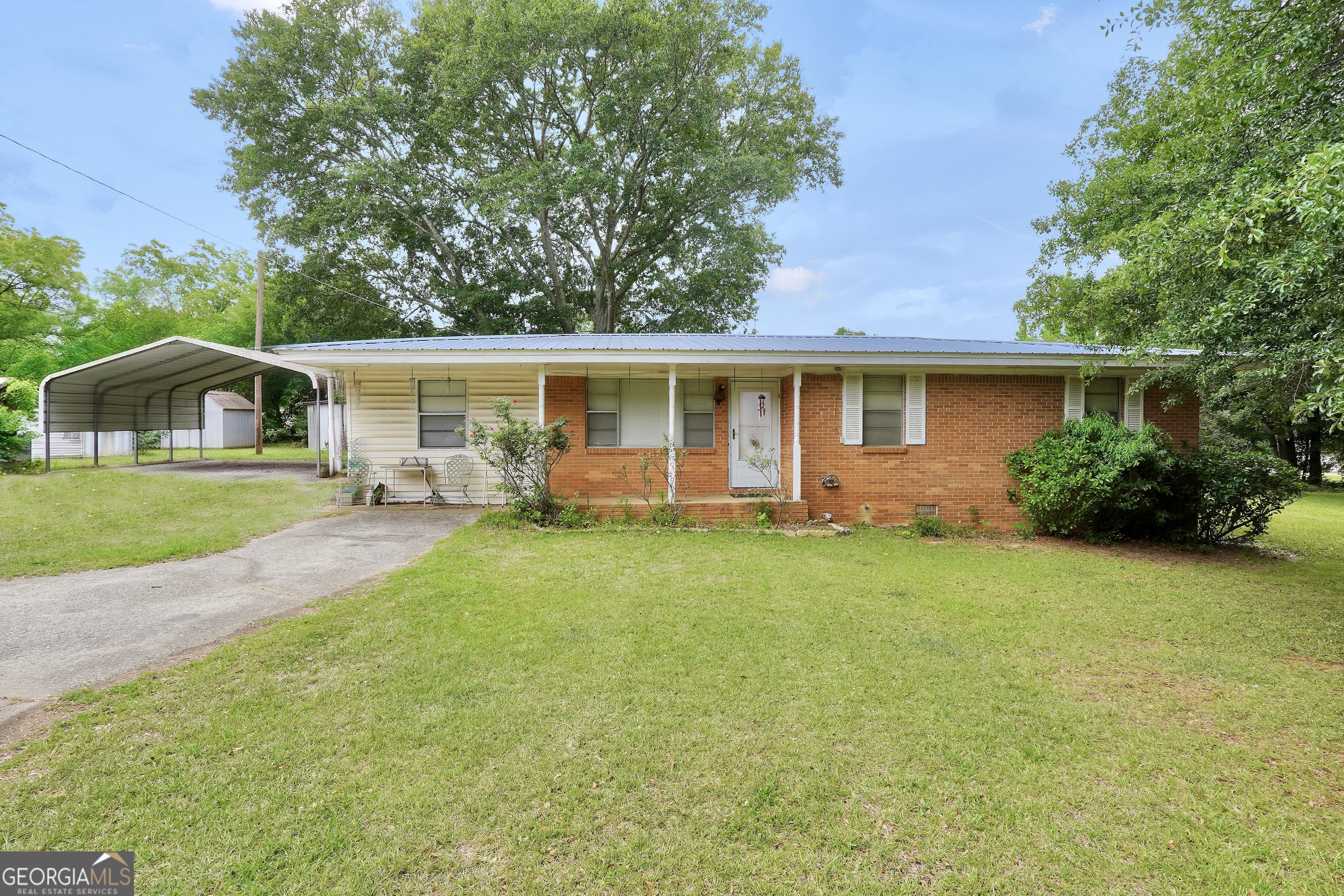 9361 Poston Road Property Photo 1