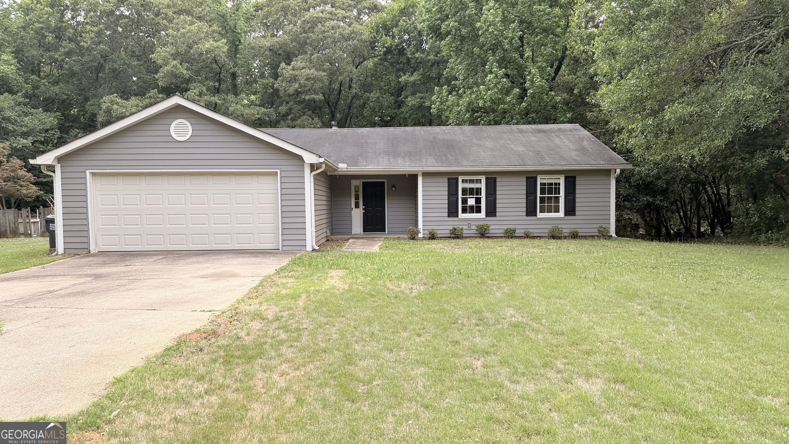 55 Oak Crest Court Property Photo 1