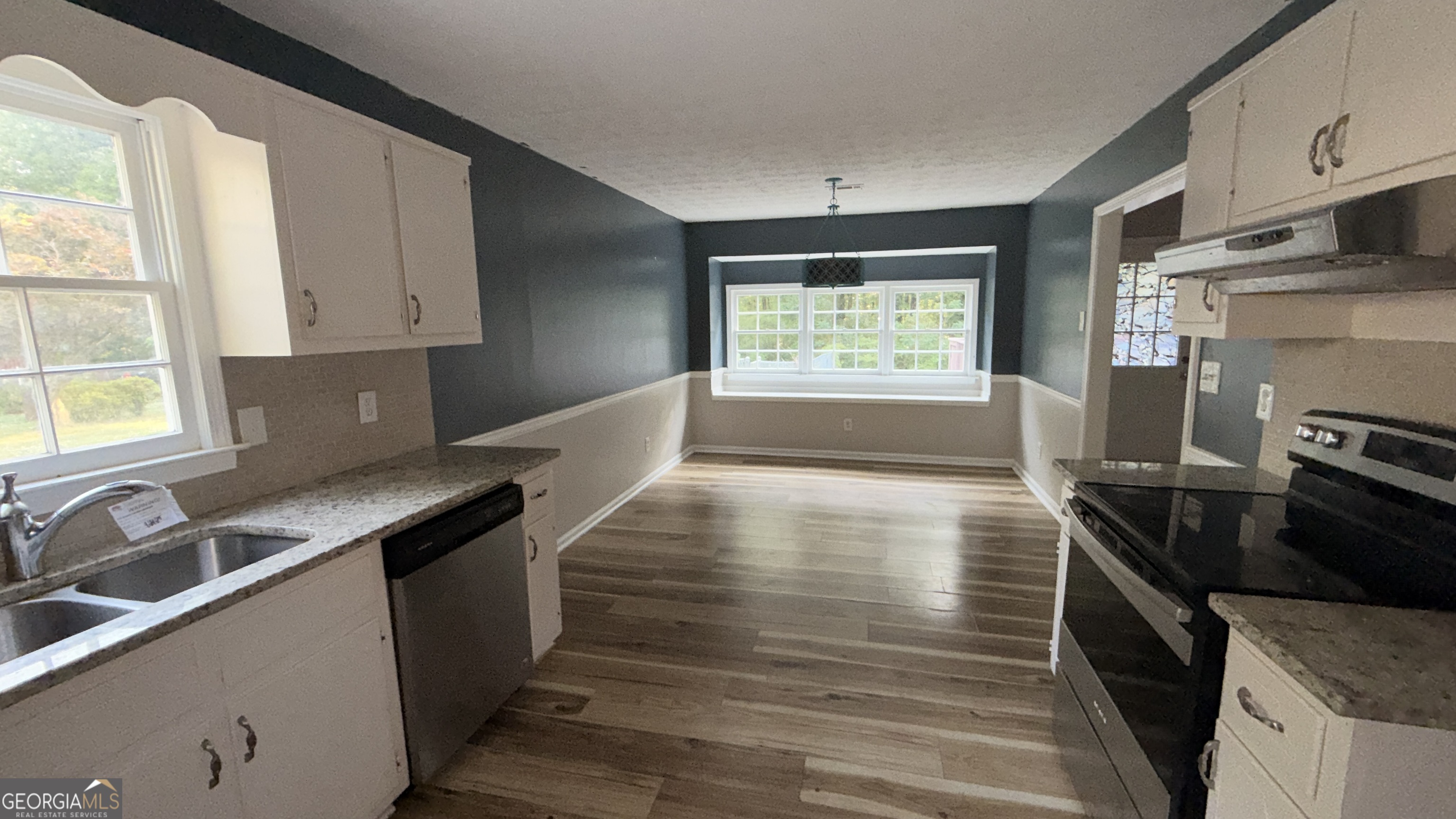 55 Oak Crest Court Property Photo 6