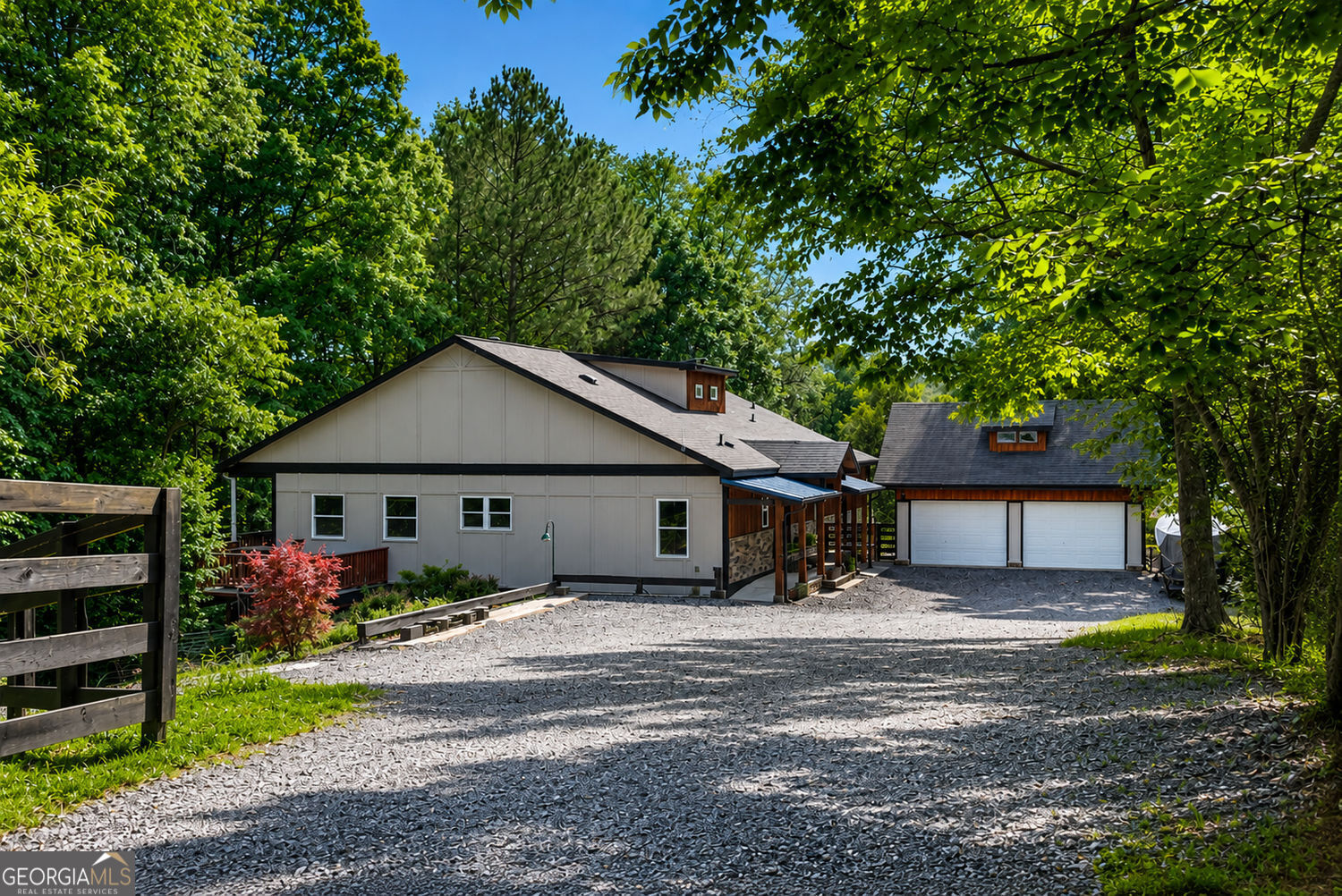 200 Mcclure Drive Property Photo 4