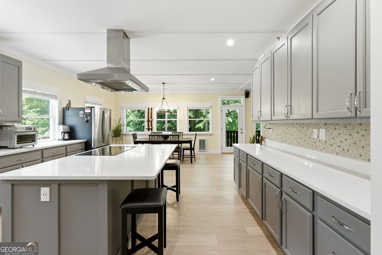200 Mcclure Drive Property Photo 22
