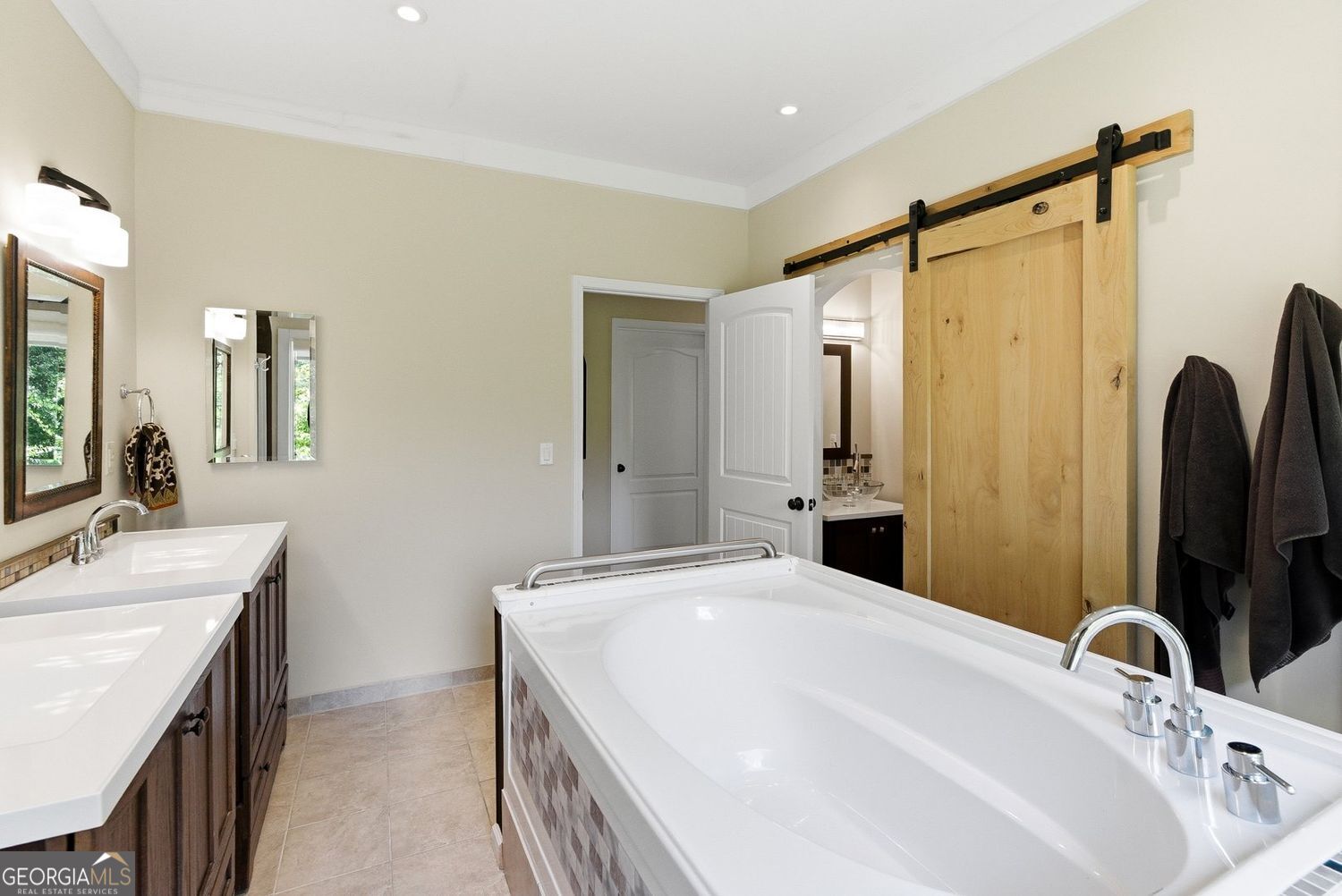 200 Mcclure Drive Property Photo 35