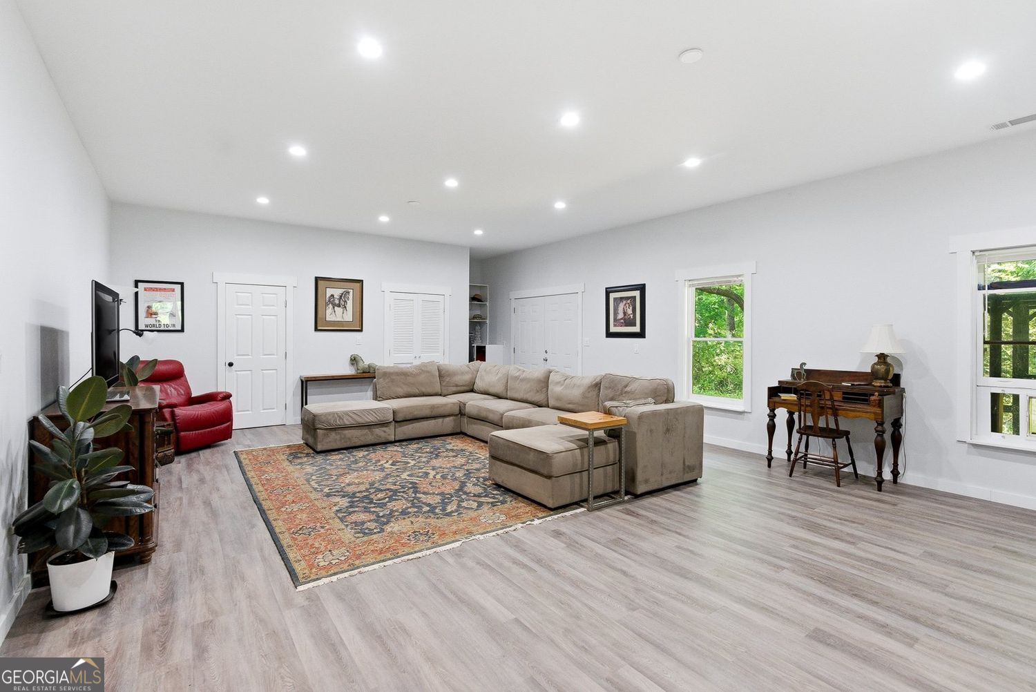 200 Mcclure Drive Property Photo 41