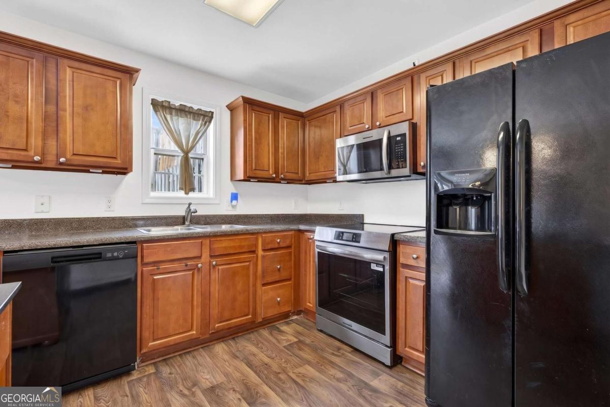 816 Summer Place Property Photo 18