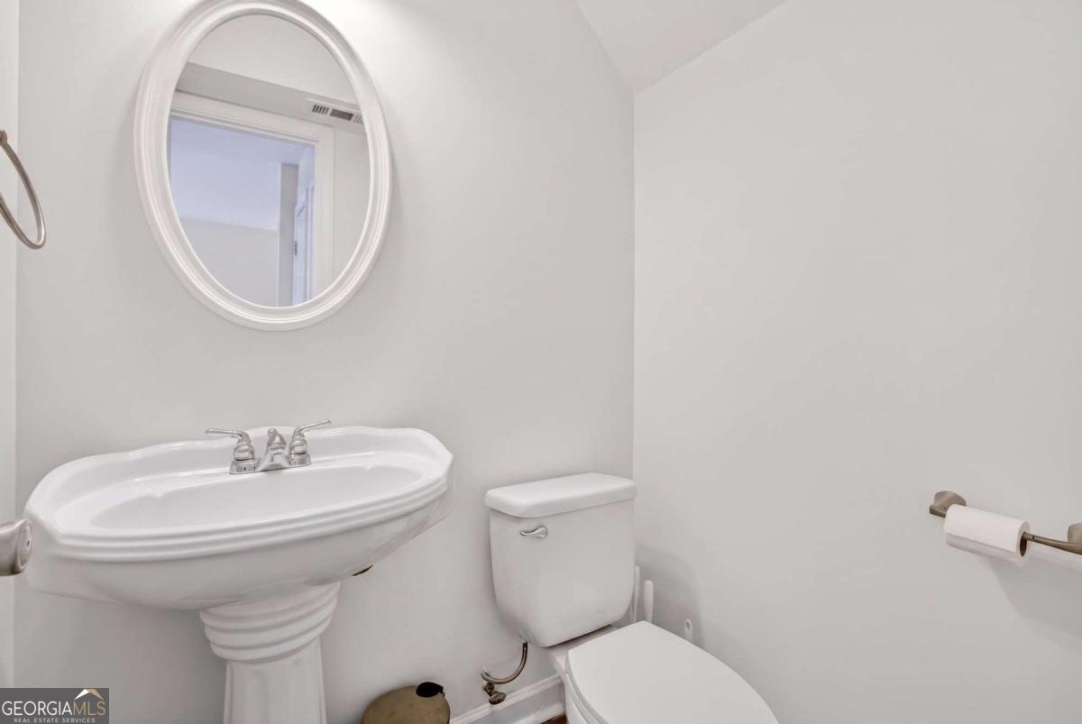 816 Summer Place Property Photo 19
