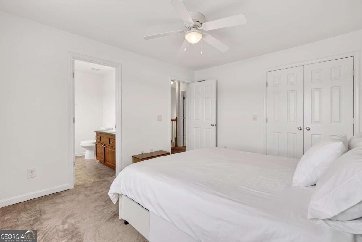 816 Summer Place Property Photo 28