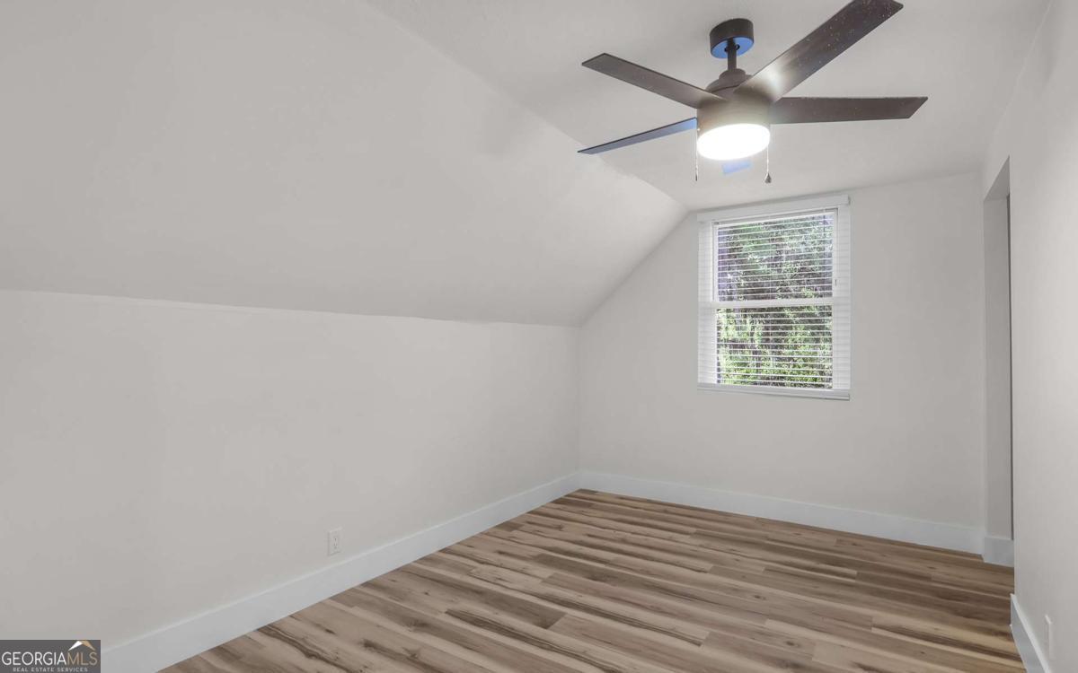 539 Pine Avenue Property Photo 19