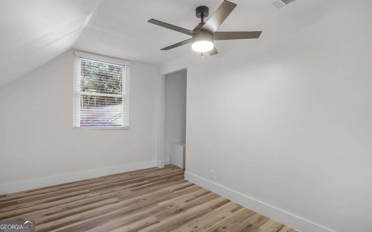 539 Pine Avenue Property Photo 20