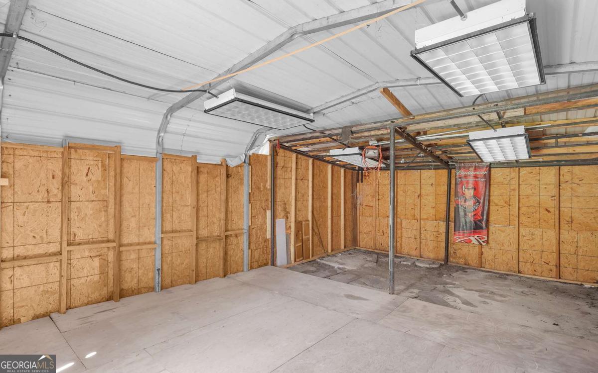 539 Pine Avenue Property Photo 27