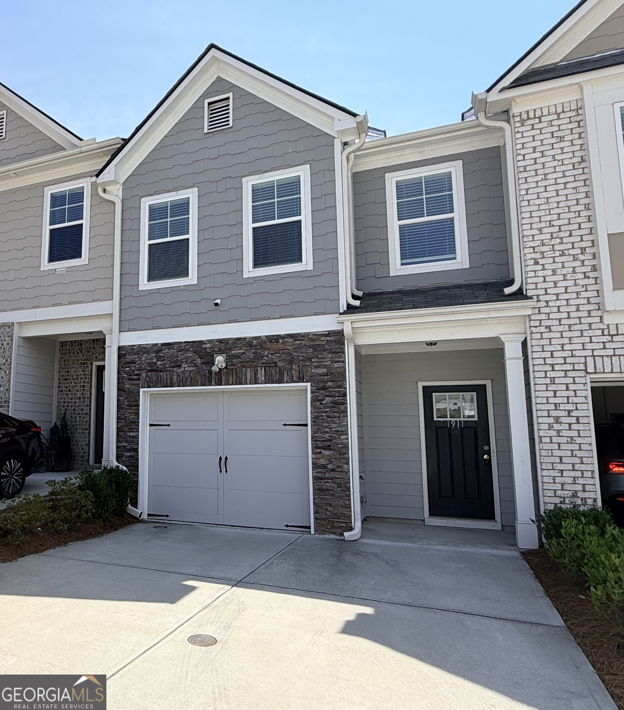 1911 Plainsboro Drive Property Photo 1