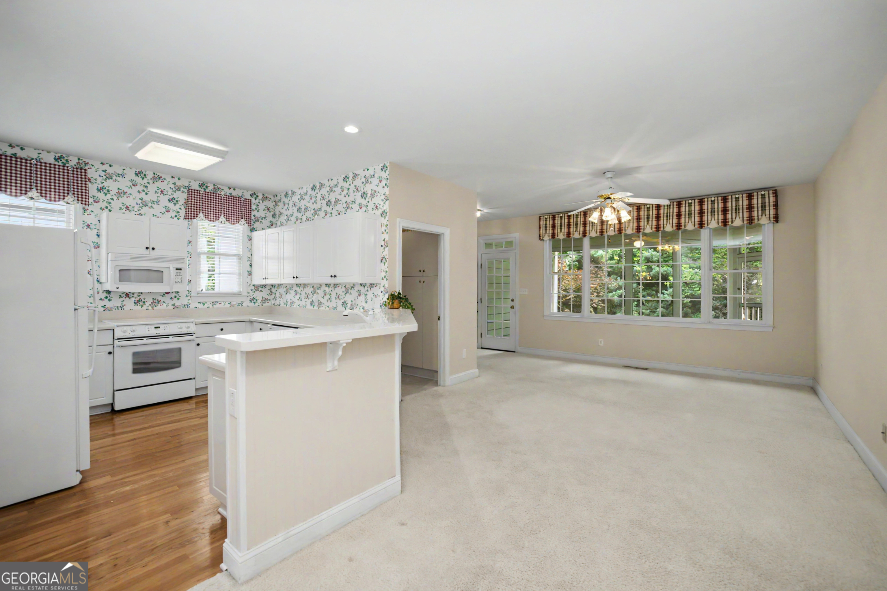 217 Sweetbriar Street Property Photo 12